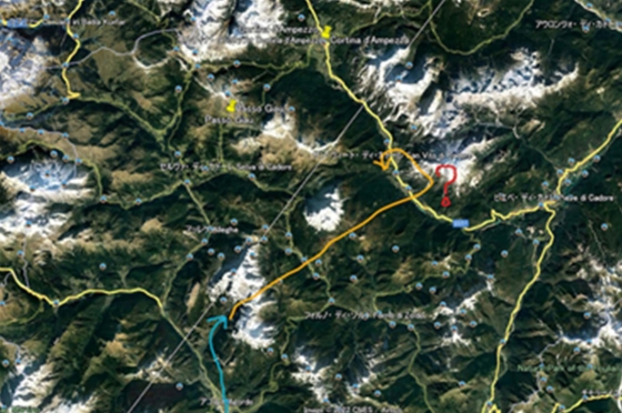 アンテラーオで3000mまで高度を上げるもランディングしてしまい、コルティナまで走ることに。